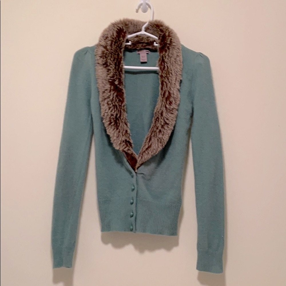NWOT vintage style cardigan w/ removable faux fur